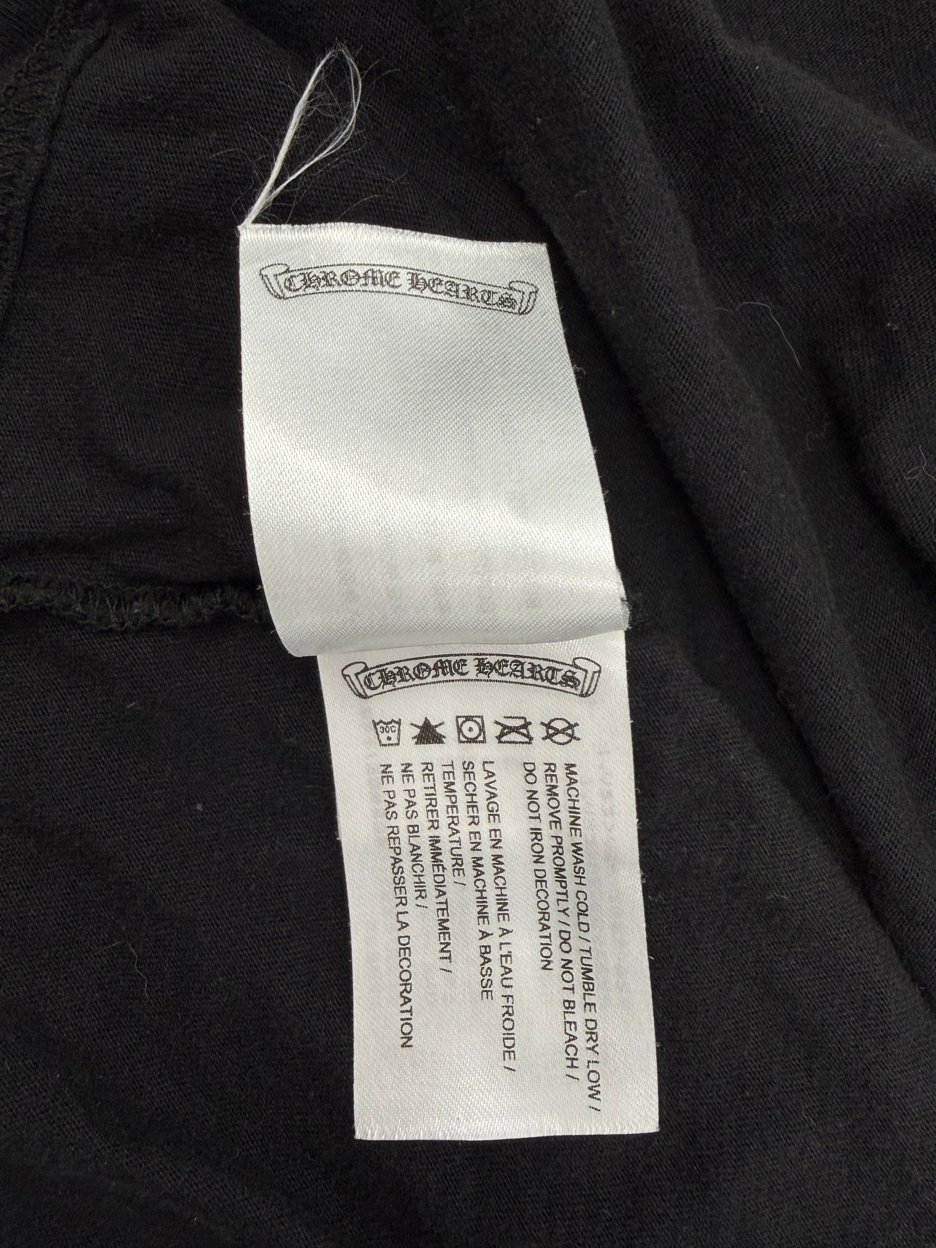 Black Scroll Logo Pocket L/S