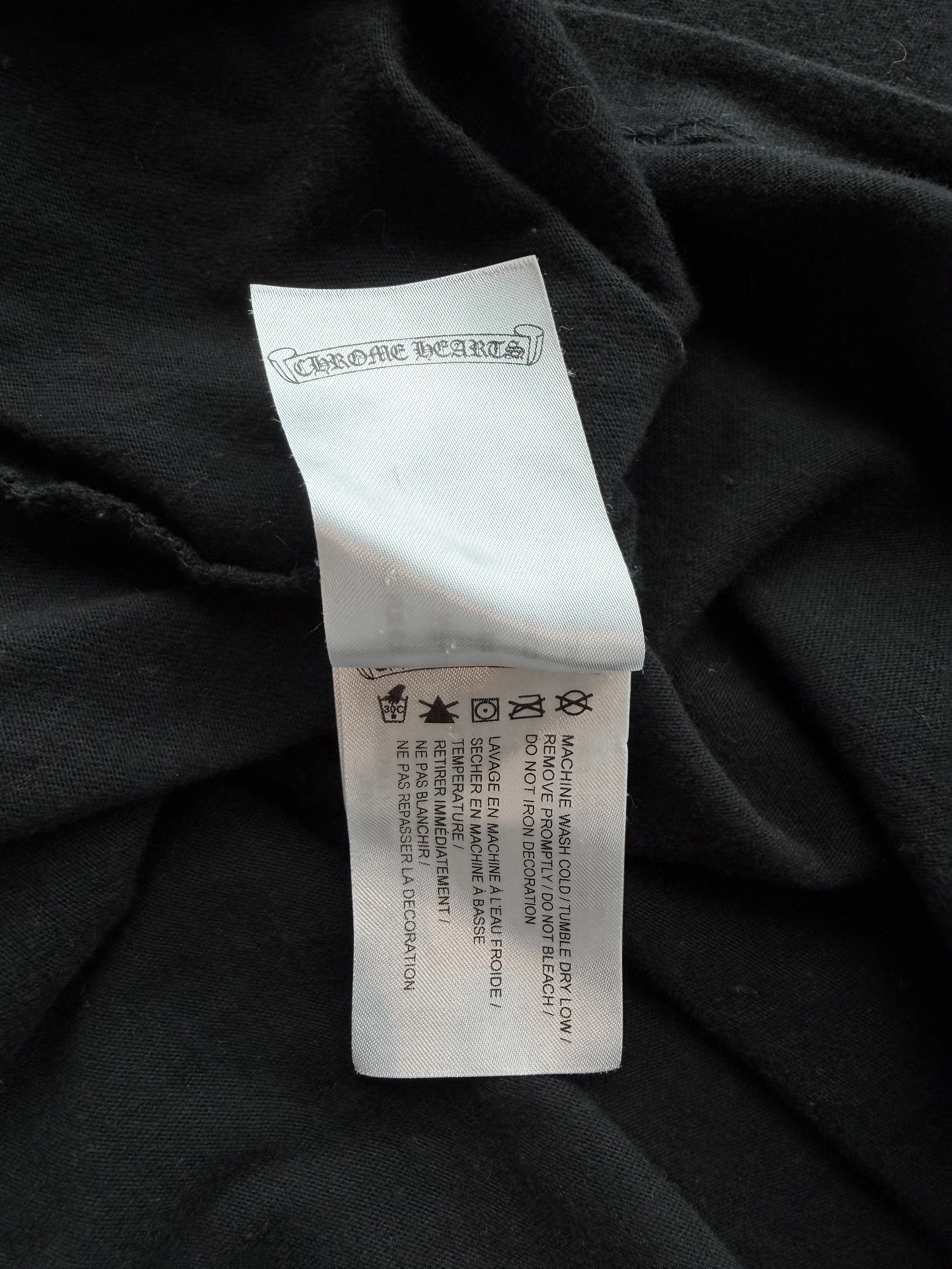 Shoulder Logo Vintage Tee
