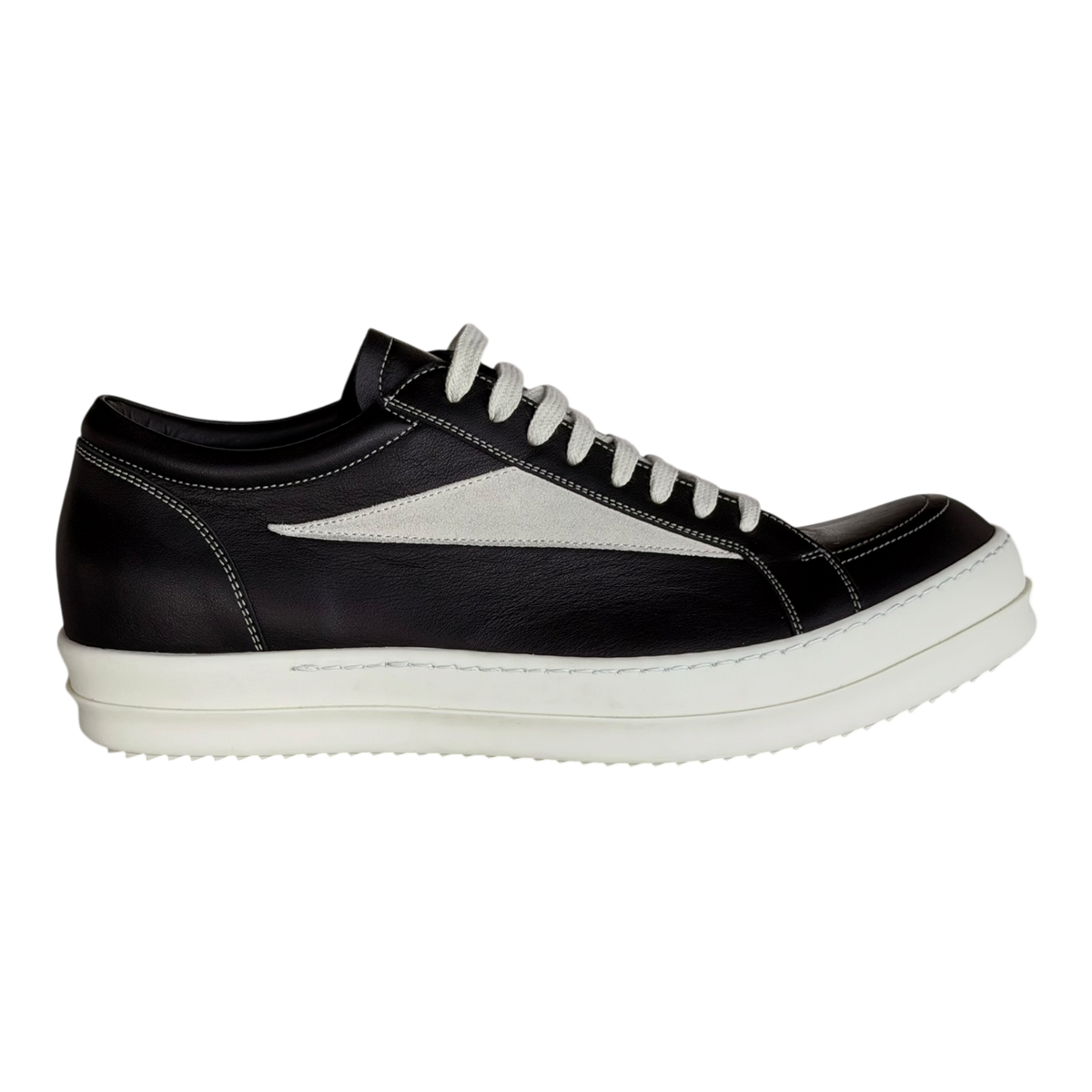 Vintage Low Sneaker 'Black Milk'