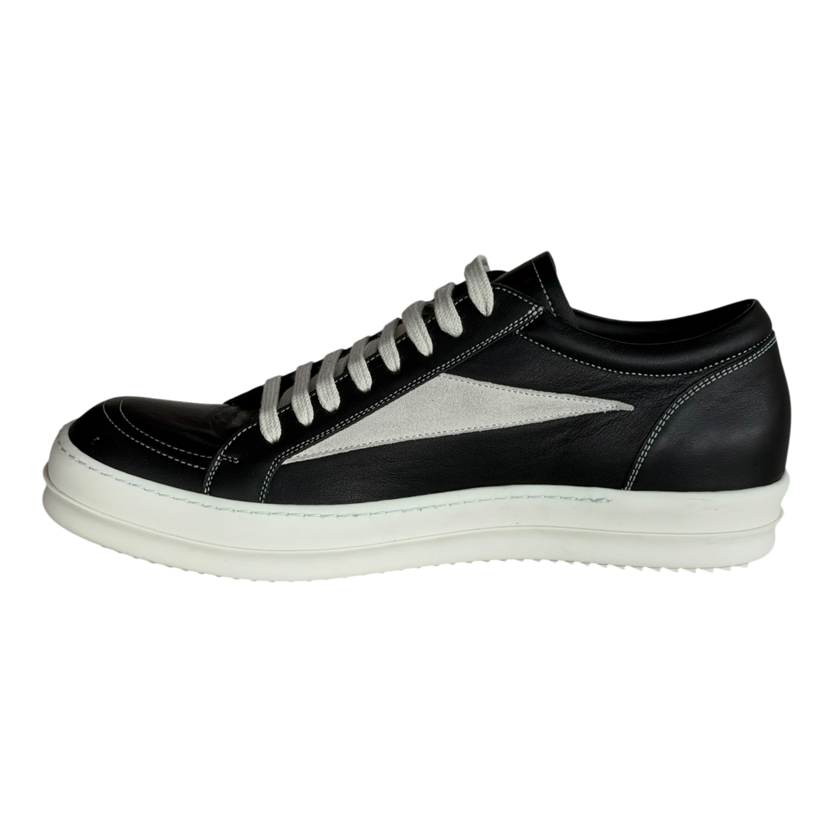 Vintage Low Sneaker 'Black Milk'