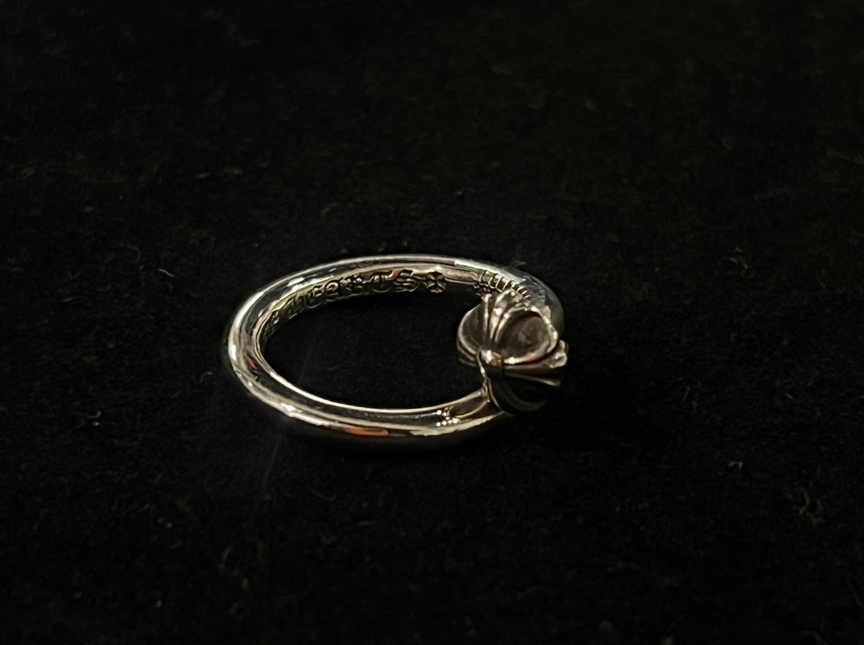 Nail Ring