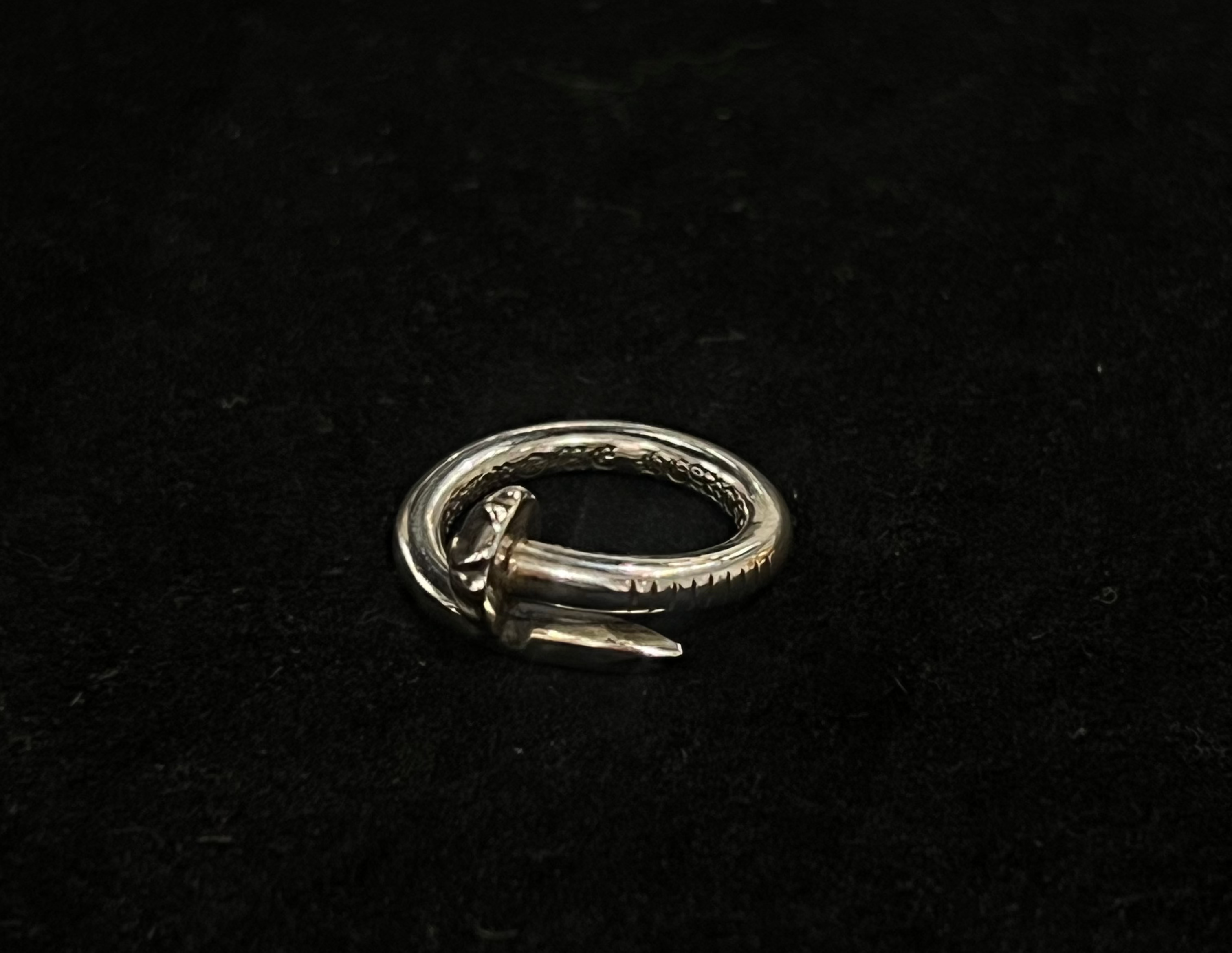 Nail Ring