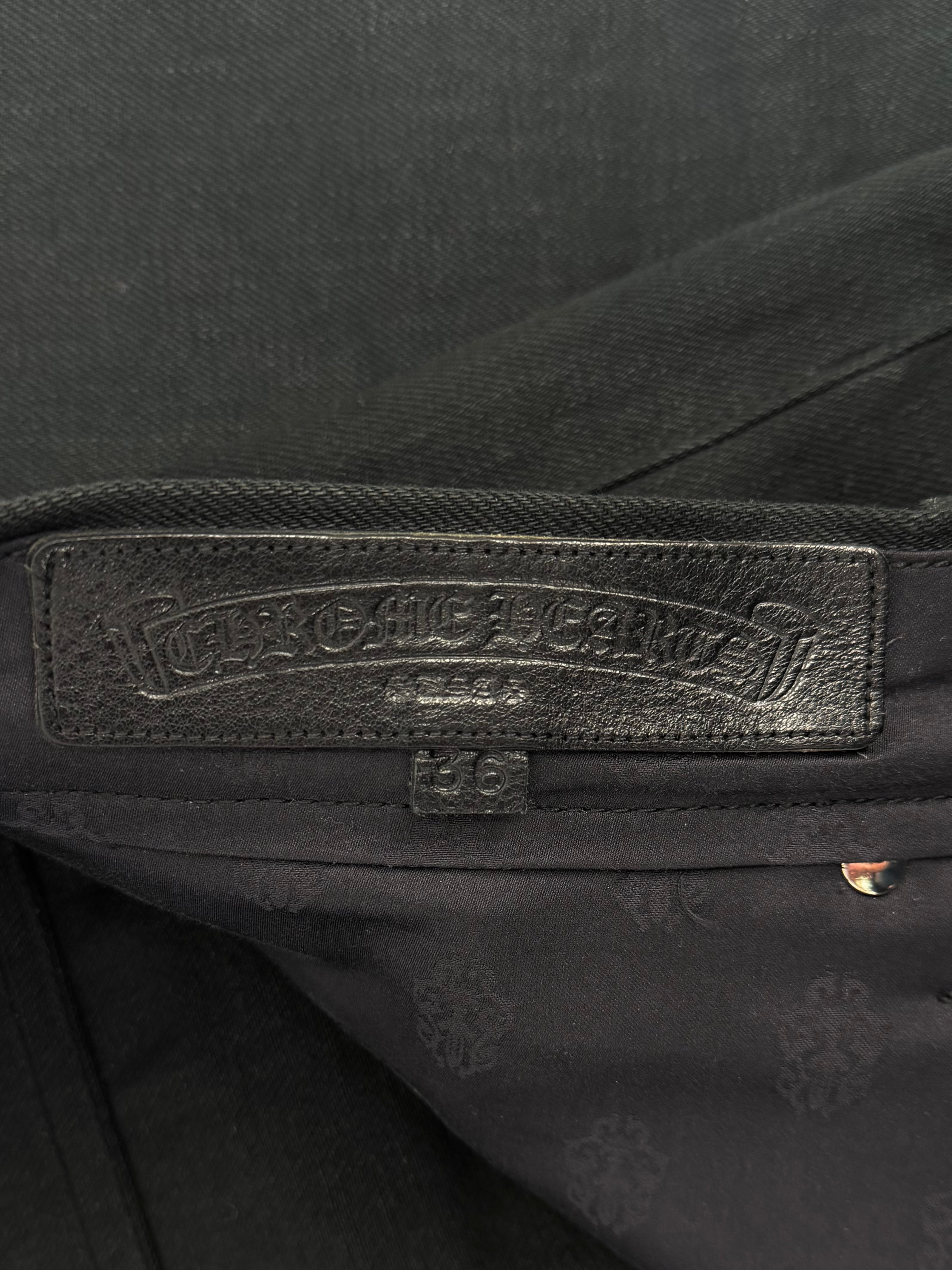 Black Fleur Knee Denim