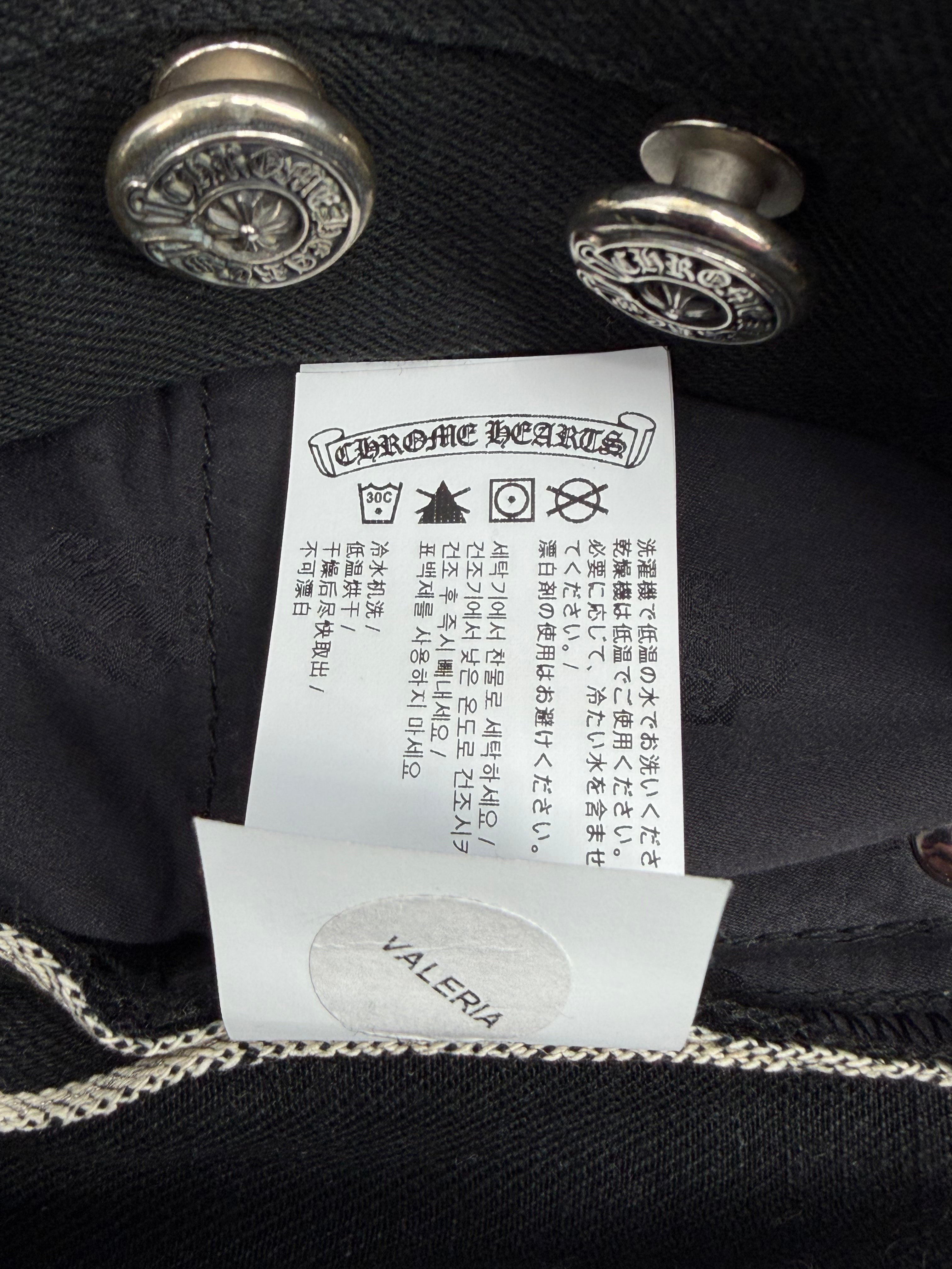 Black Fleur Knee Denim