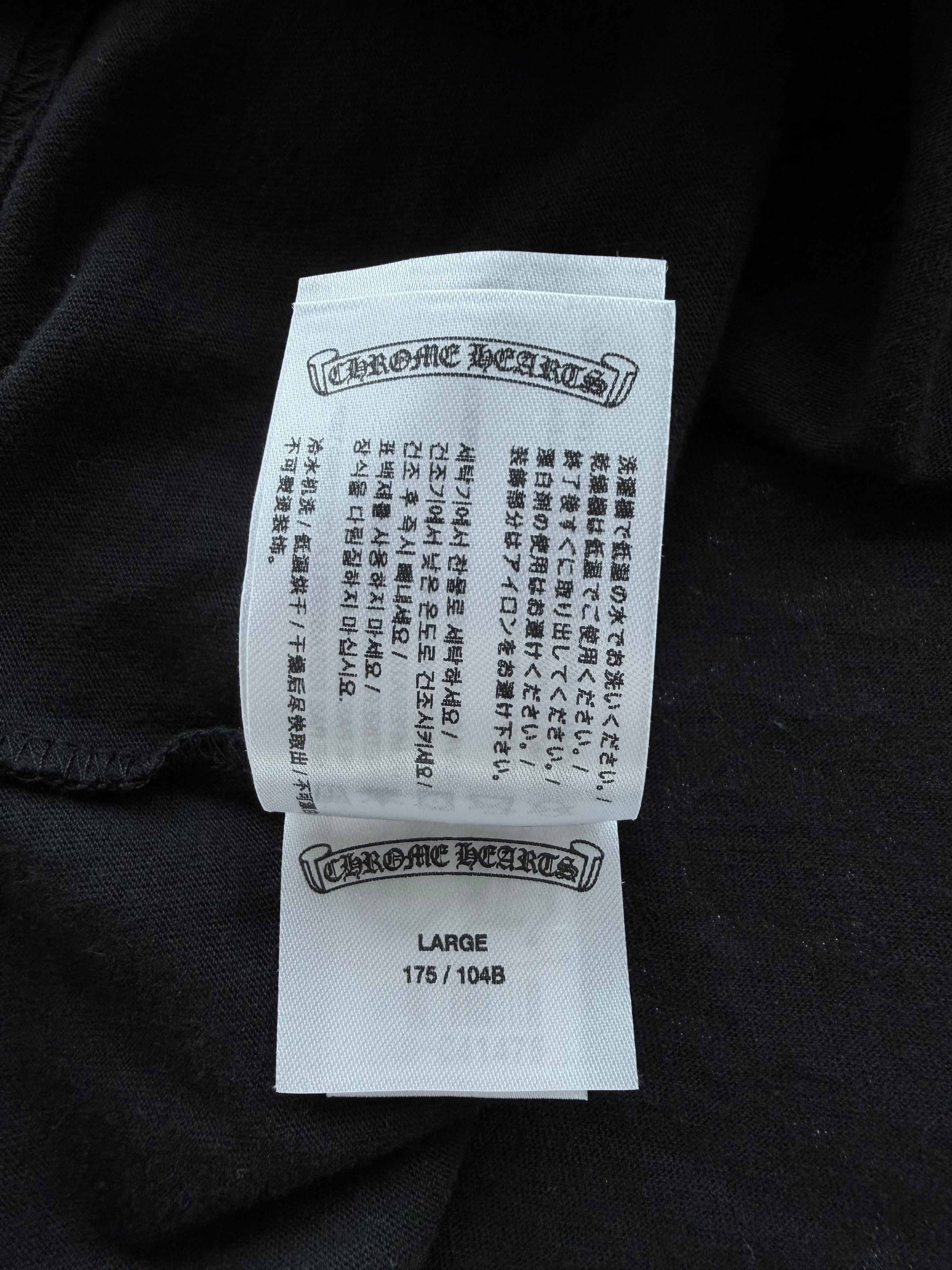 Horseshoe Floral Long Sleeve Black