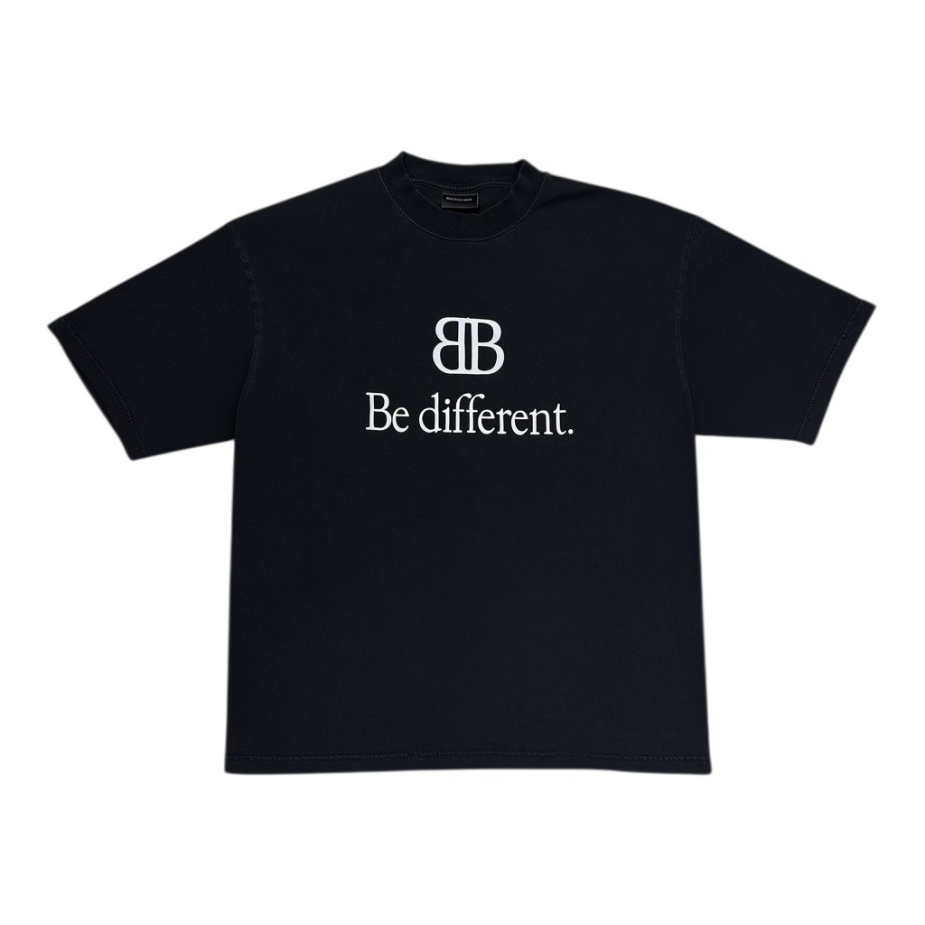 Medium Fit T-Shirt Be Different 'Black'
