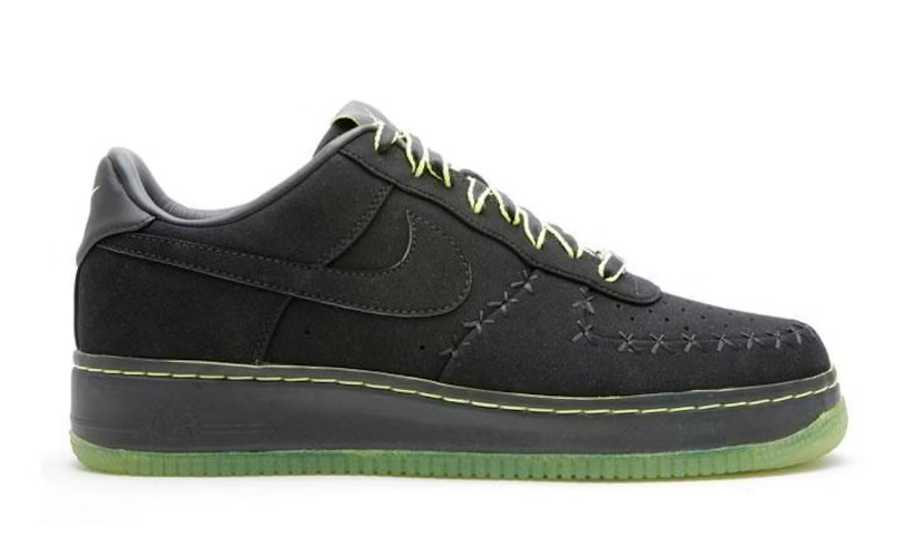 Nike Air Force 1 Low 1World KAWS