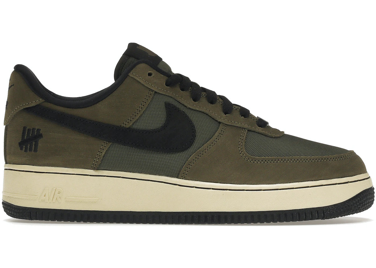 Air Force 1 Low SP UNDEFEATED Ballistic Dunk vs. AF1