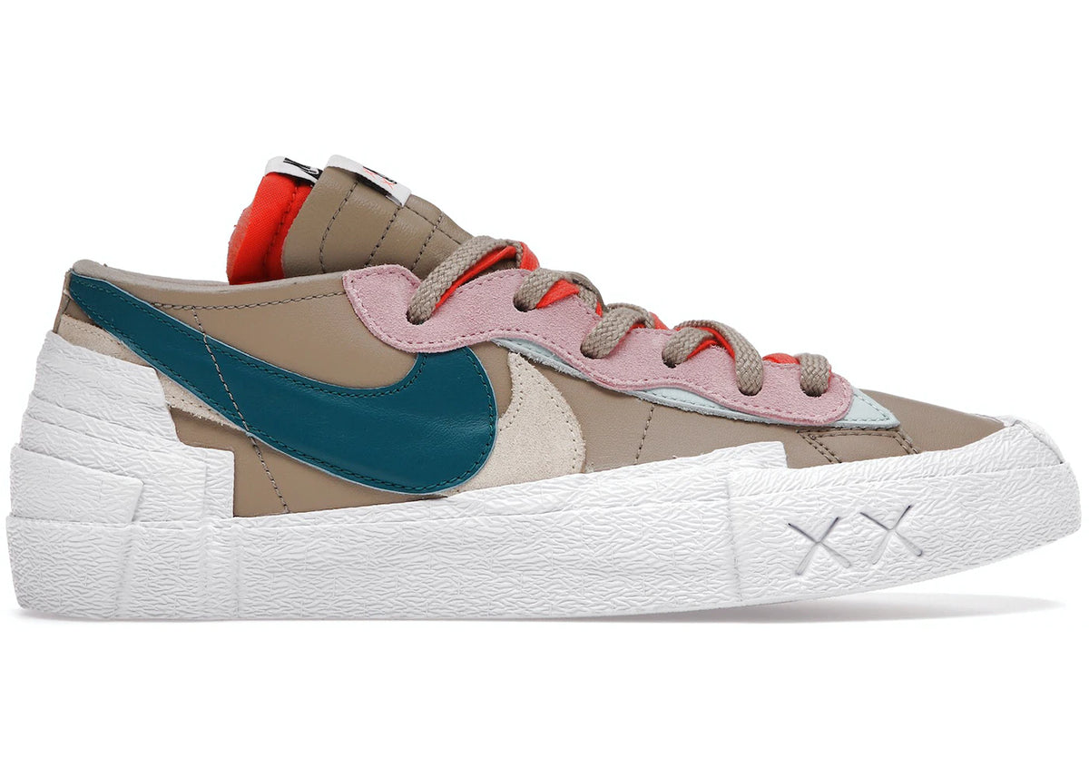 Blazer Low sacai KAWS Reed