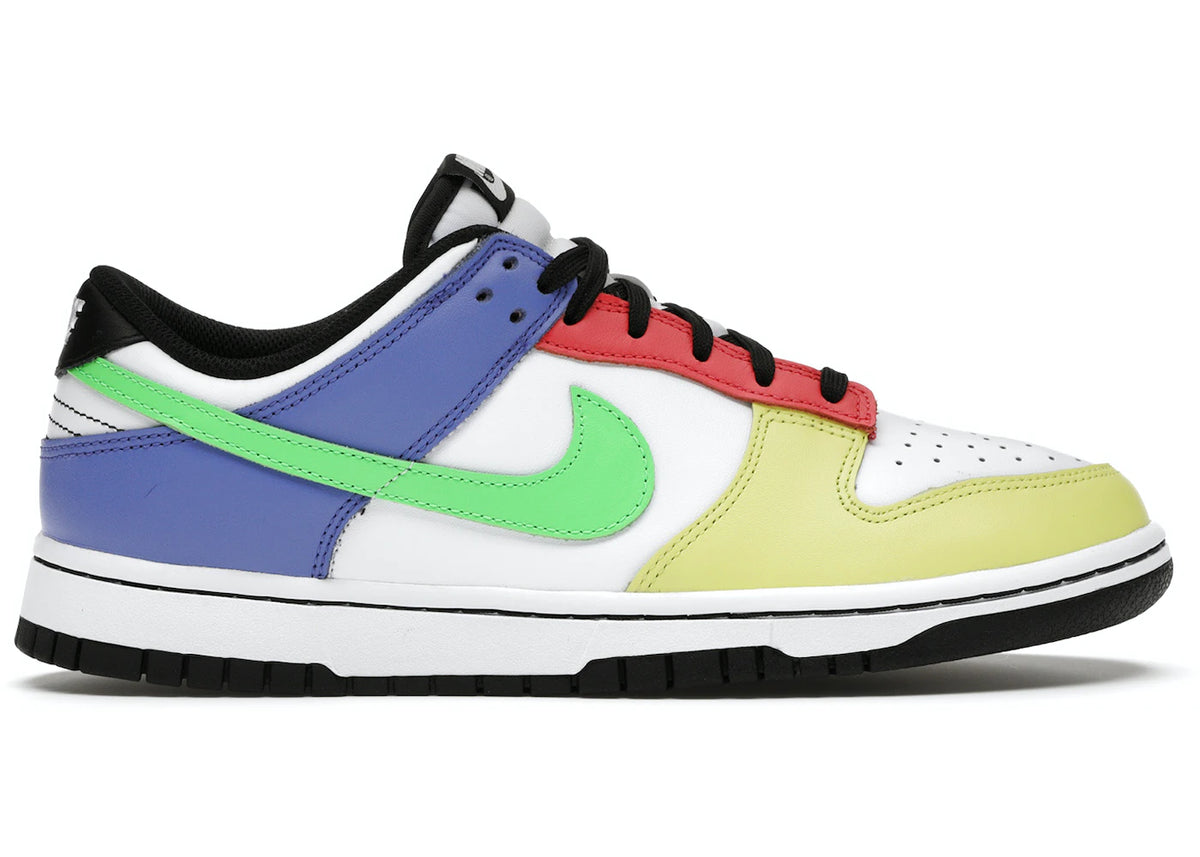 Dunk Low Green Strike (W)