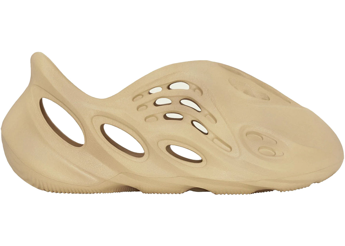 Yeezy Foam RNNR Desert Sand (Kids)