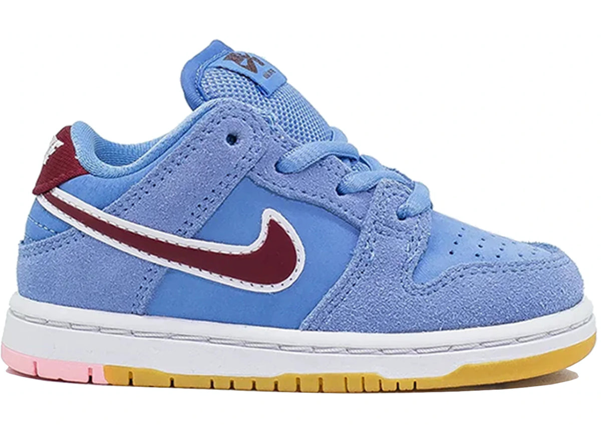 SB Dunk Low Philadelphia Phillies (TD)