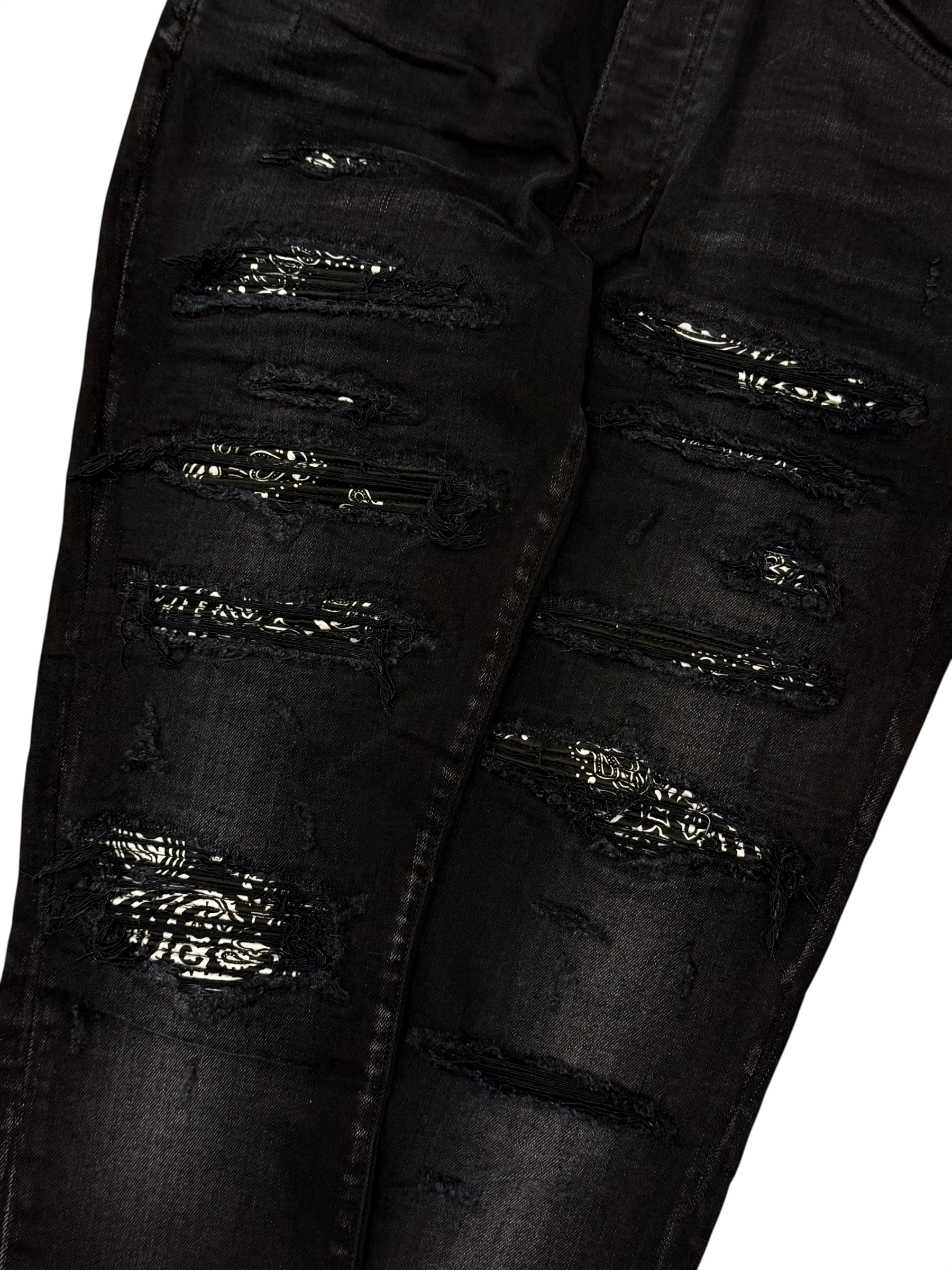 Black & White Bandana Thrasher