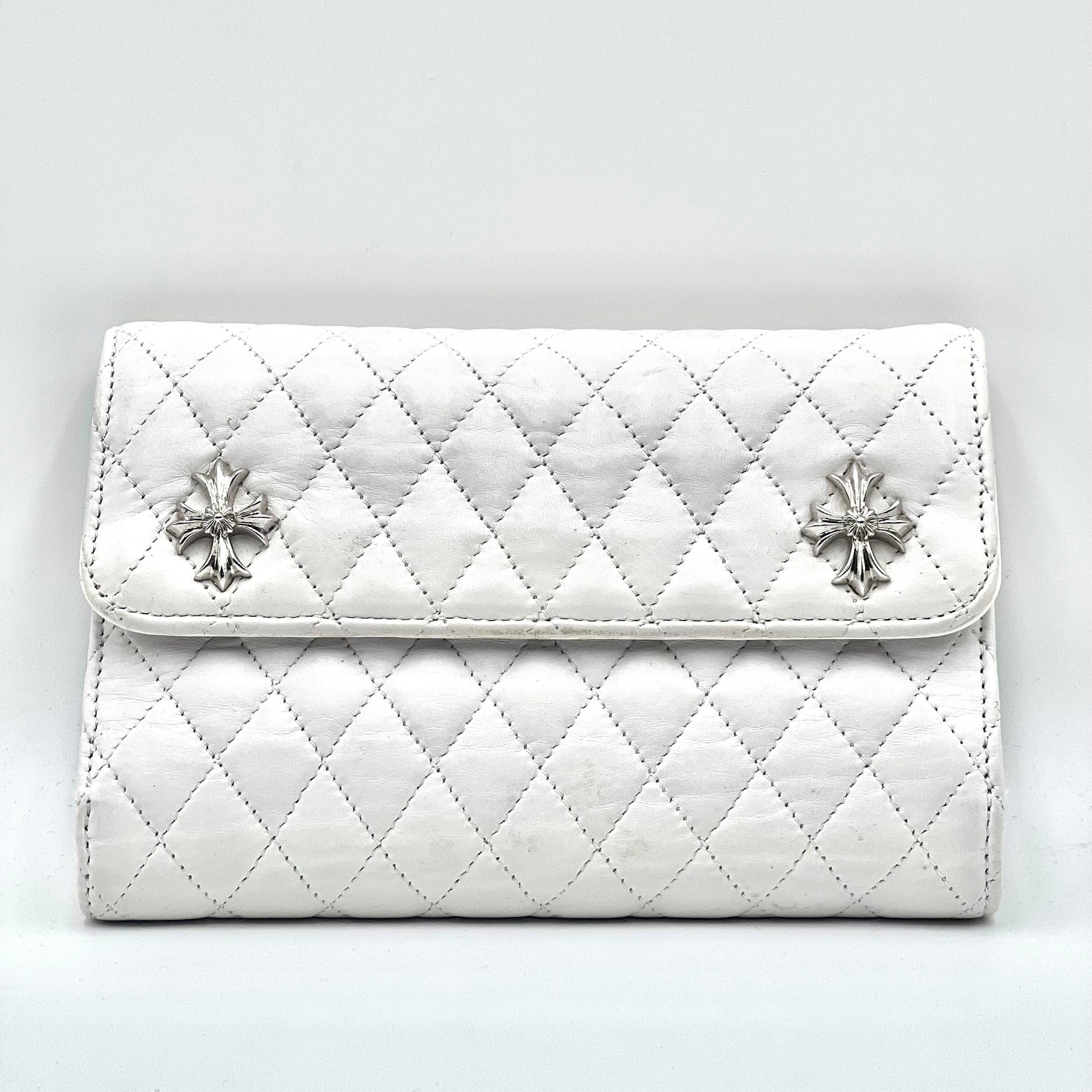 Lambskin Clutch Extra Large Wallet White