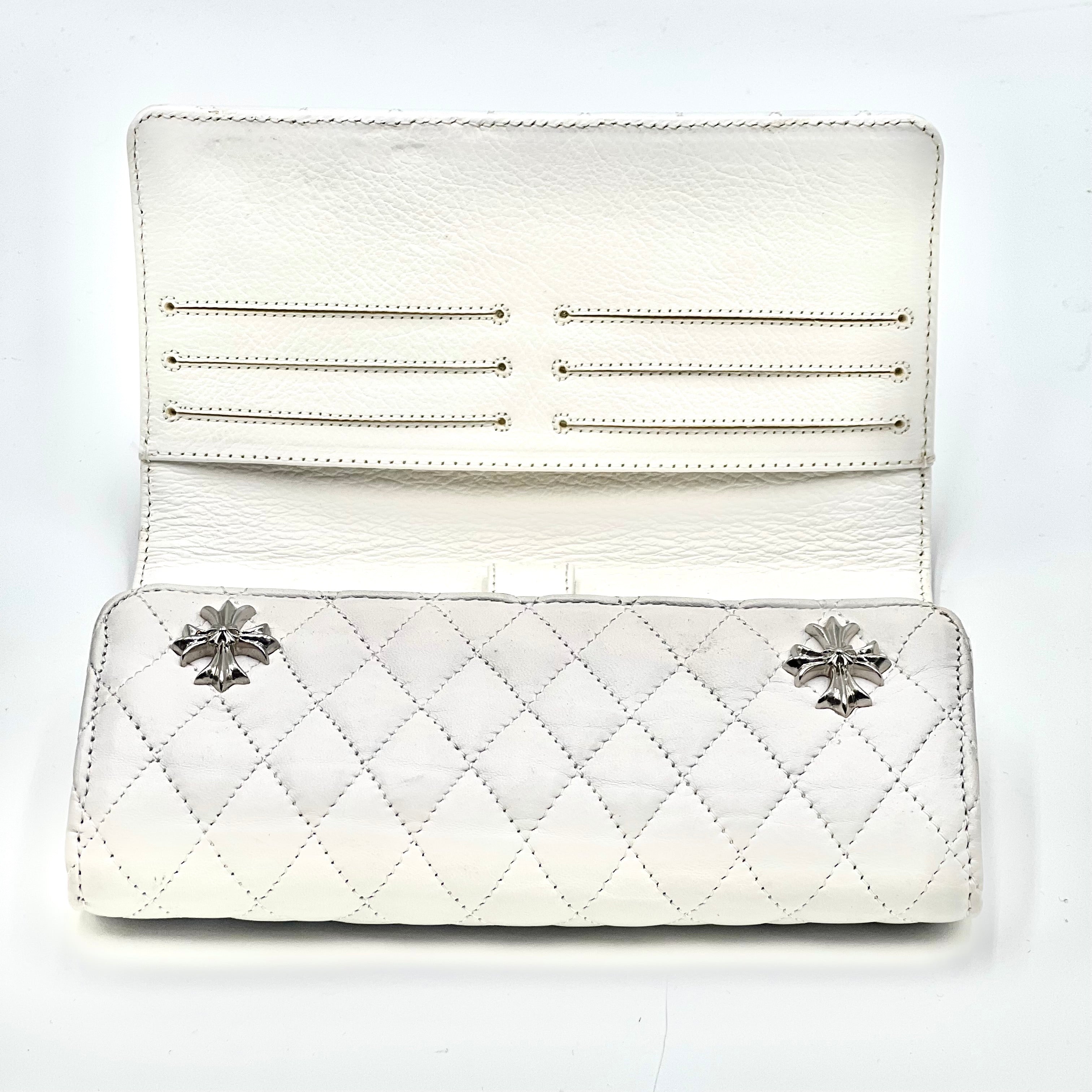 Lambskin Clutch Extra Large Wallet White