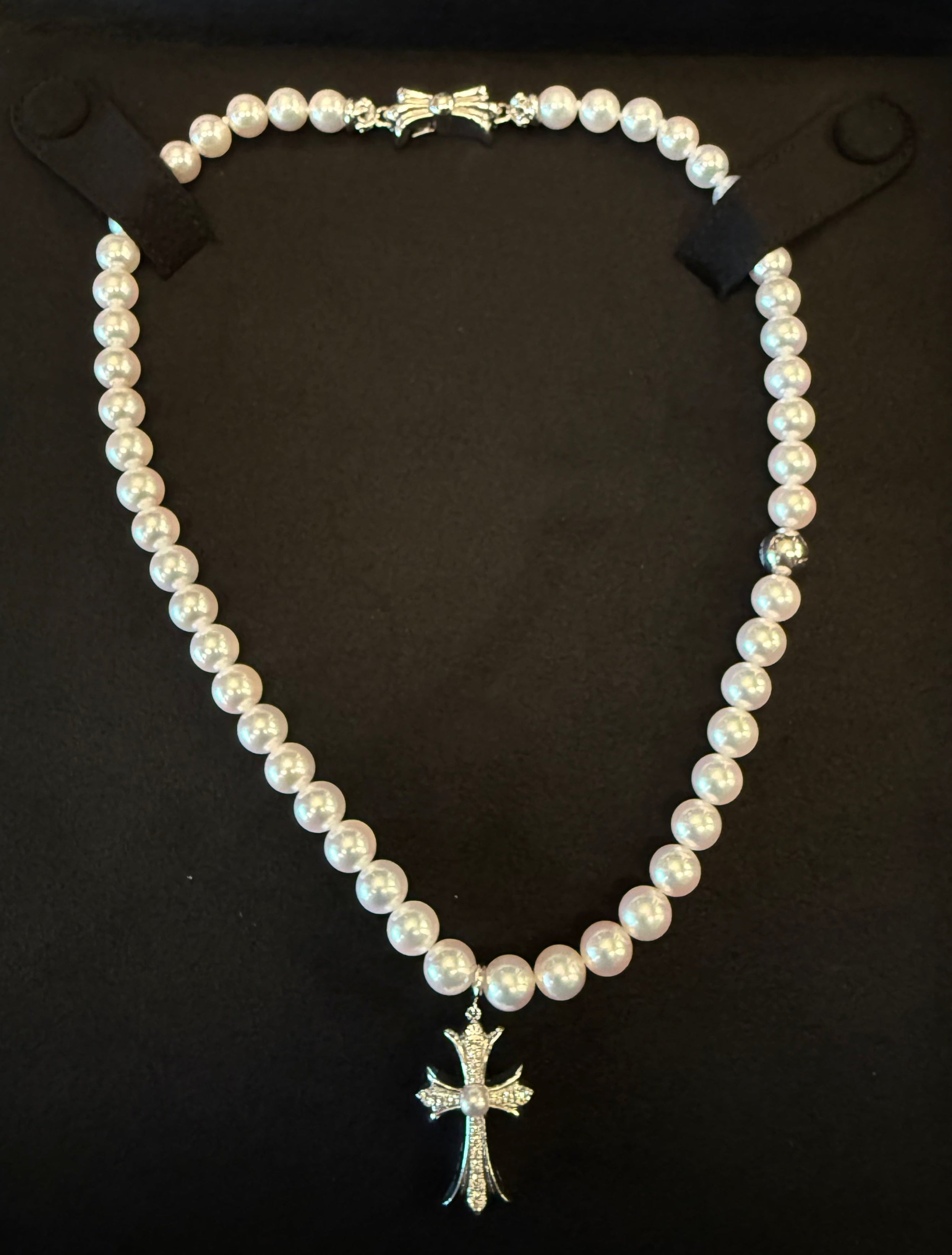 Mikimoto x Chrome Hearts Diamond Cross White Gold Pearl Choker