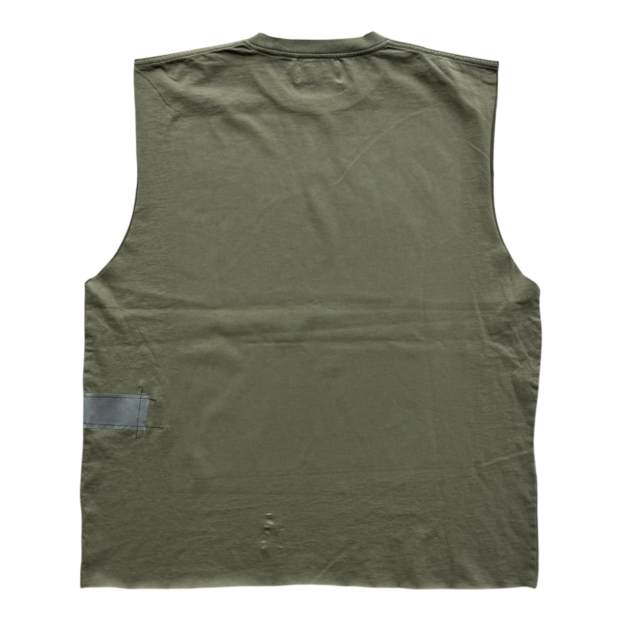 Paris Cut Off Distressed Tee Olive