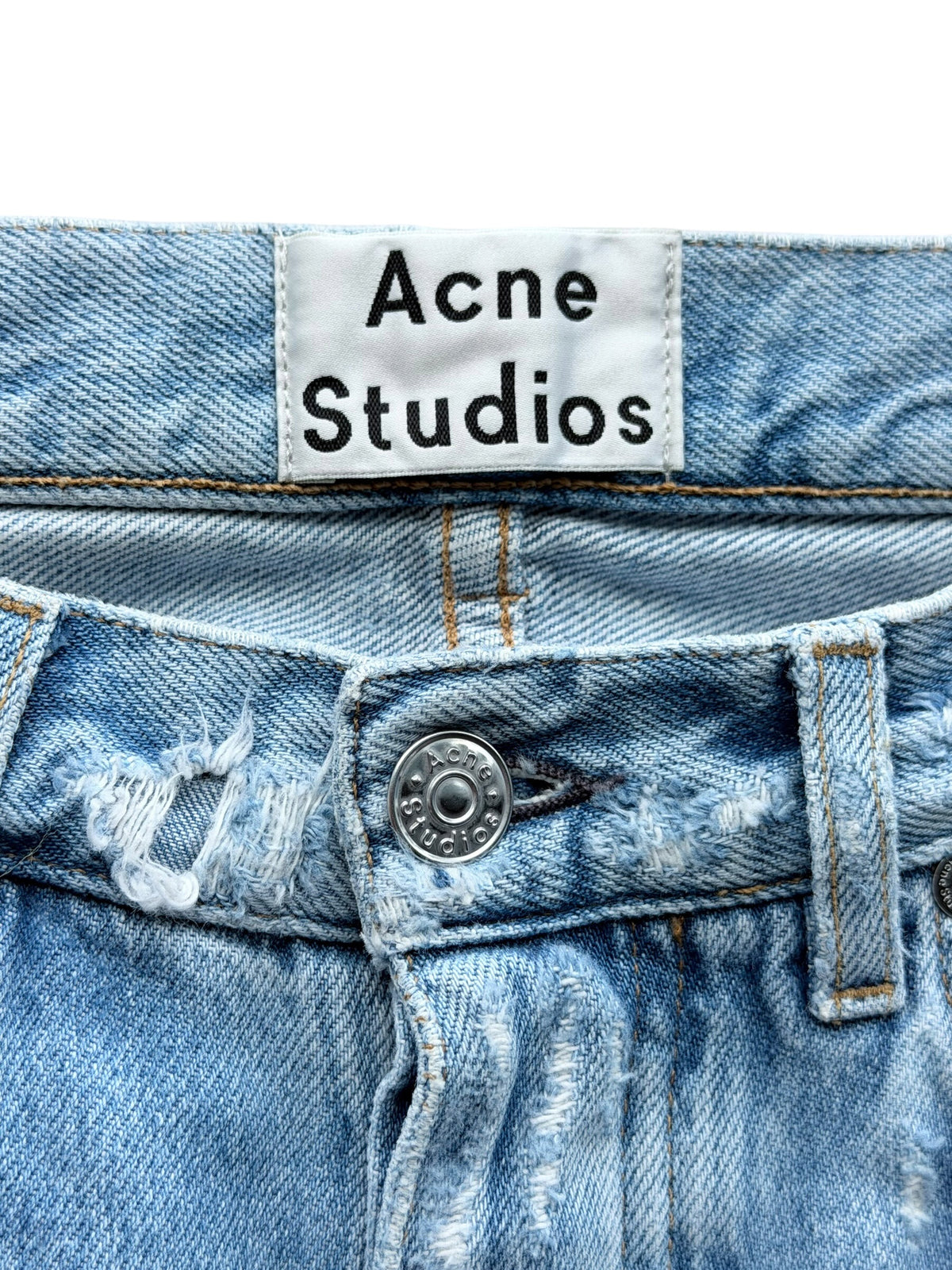 Knee Blowout Denim Jeans