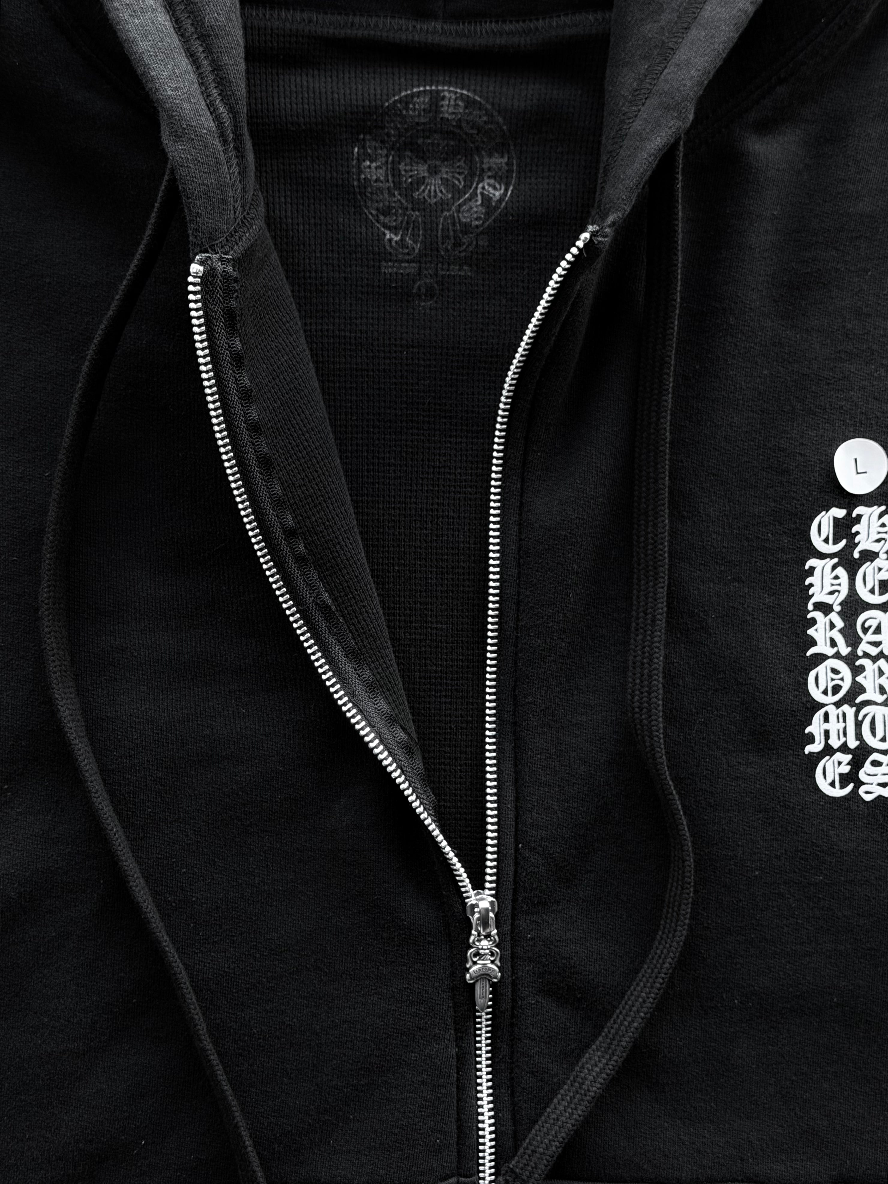 Vertical Logo Thermal Lined Zip-Up Hoodie Black