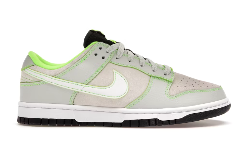 Nike Dunk Low University of Oregon PE (2023)