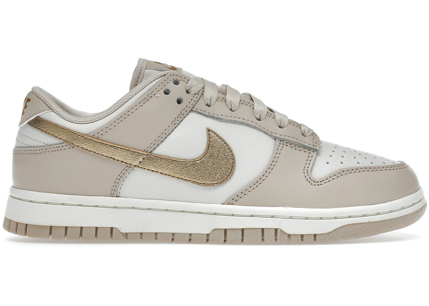 Dunk Low Phantom Metallic Gold (W)