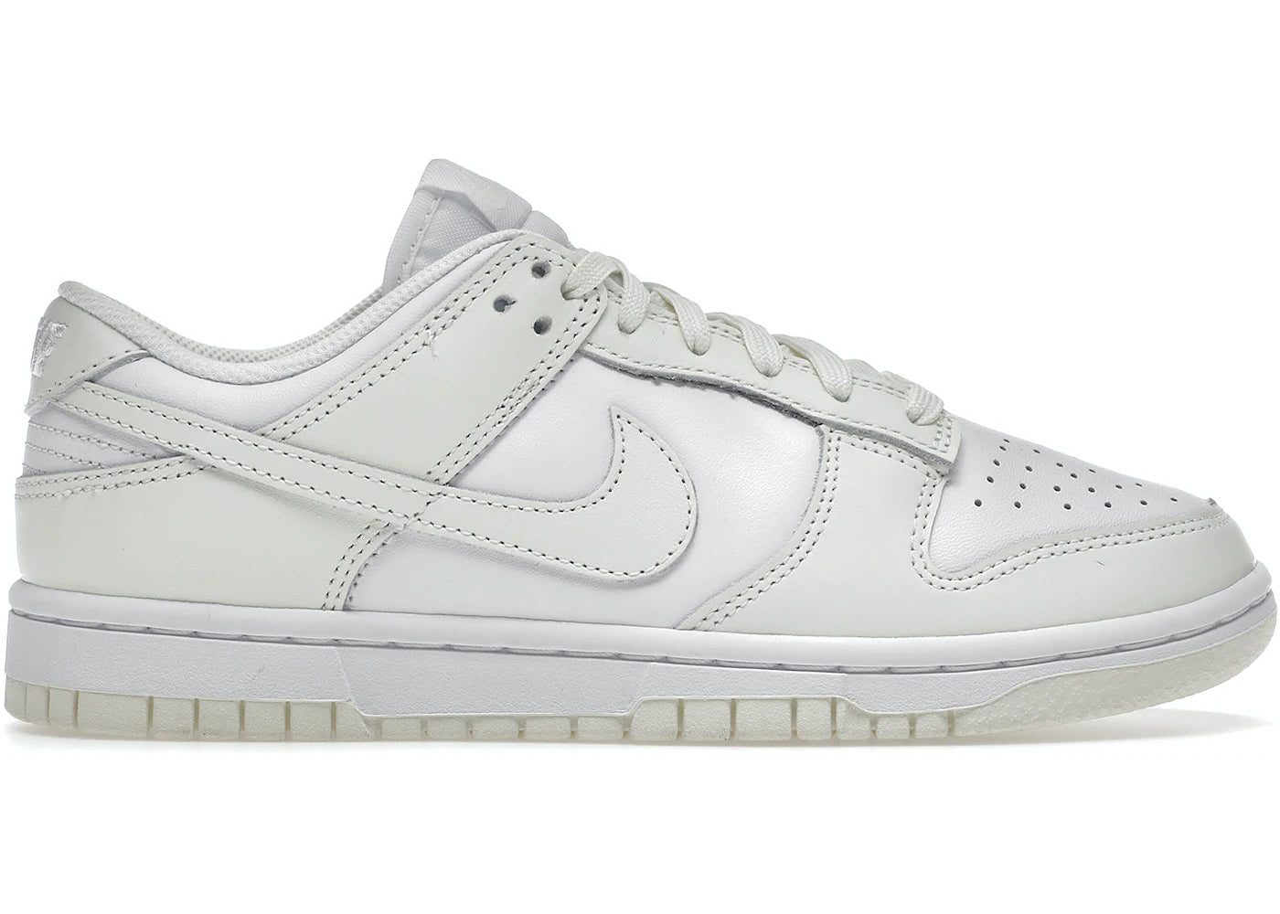 Dunk Low Retro Coconut Milk (W)