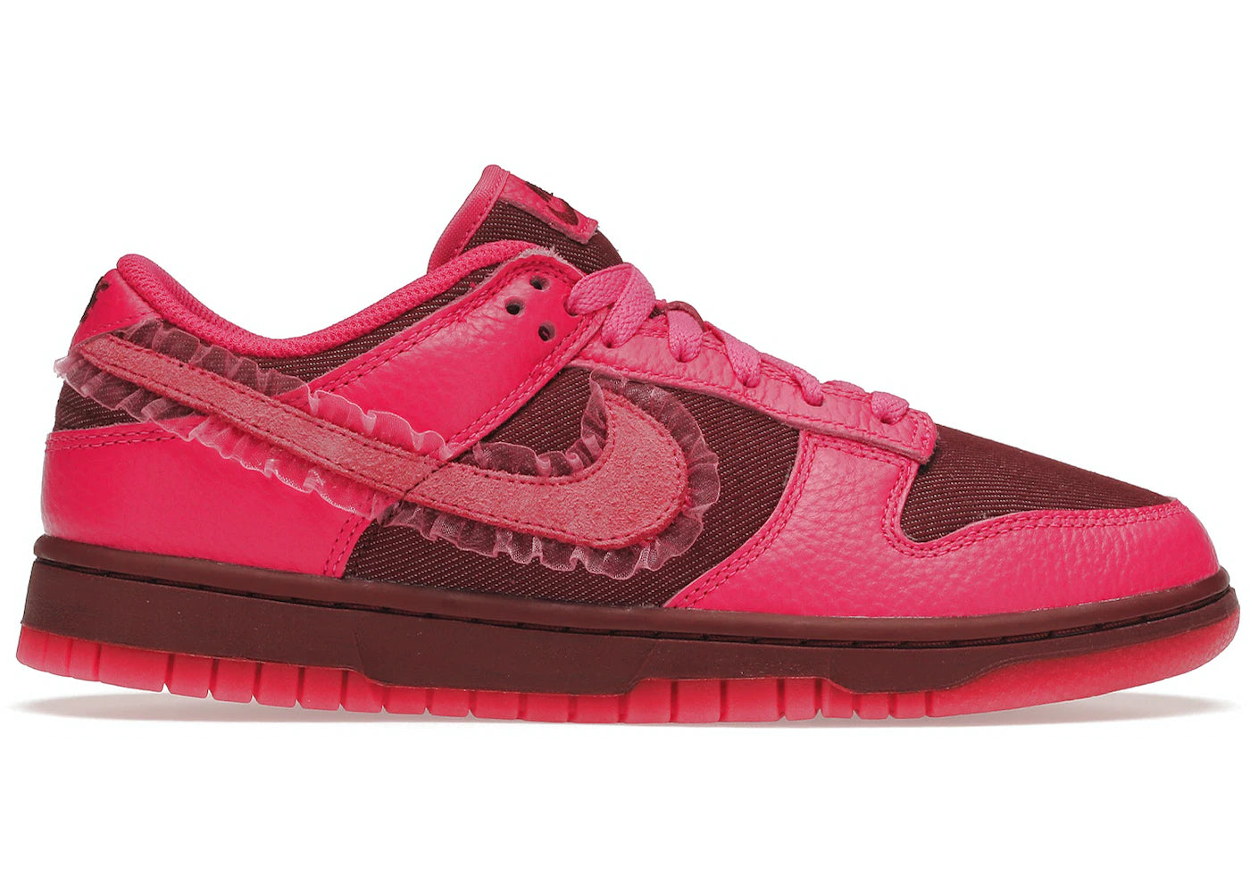 Dunk Low Valentine's Day (2022) (W)